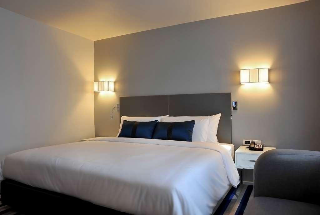 Best Western Plus @20 Sukhumvit Bangkok Zimmer foto