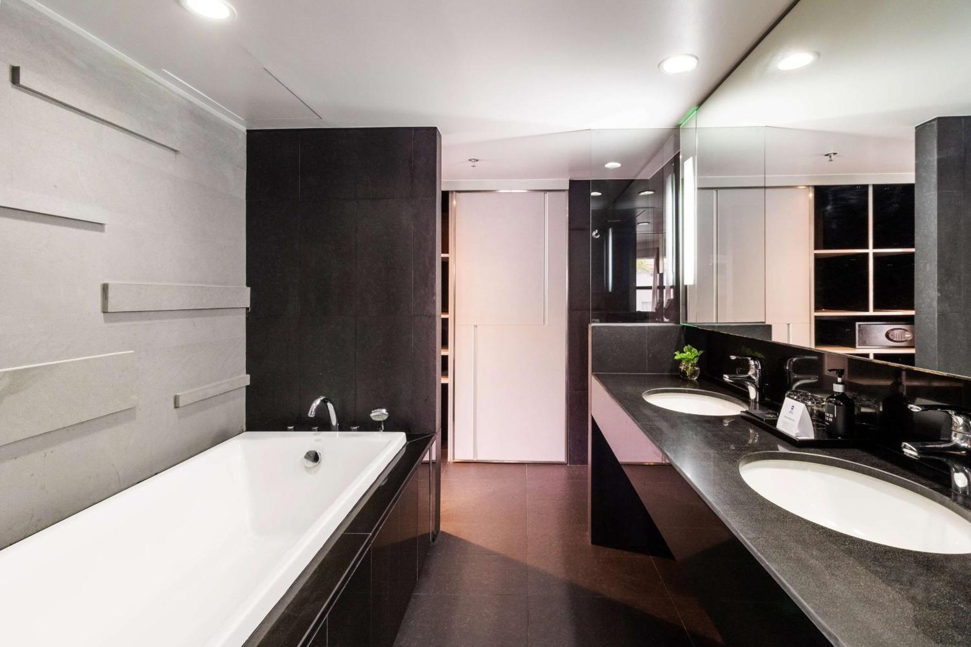 Best Western Plus @20 Sukhumvit Bangkok Exterior foto