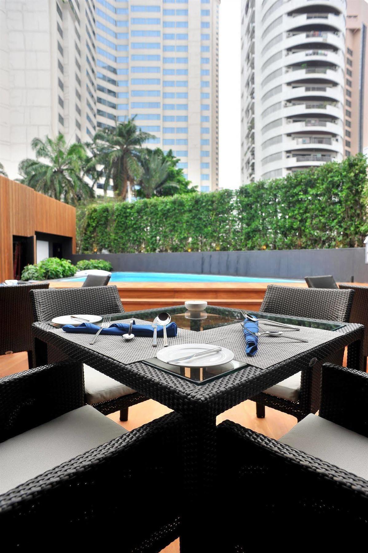 Best Western Plus @20 Sukhumvit Bangkok Exterior foto